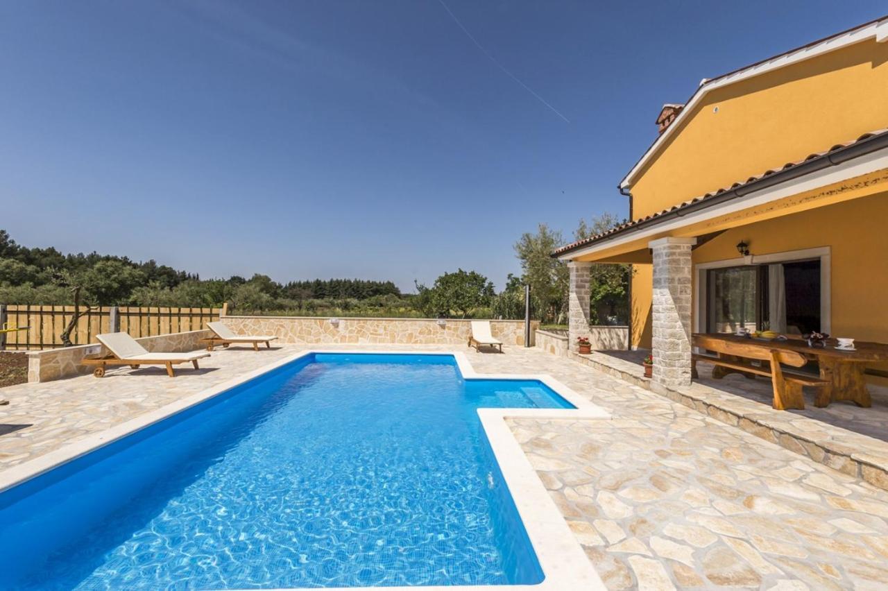 Spacious Four-Bedroom Villa Marija Klostar Eksteriør bilde